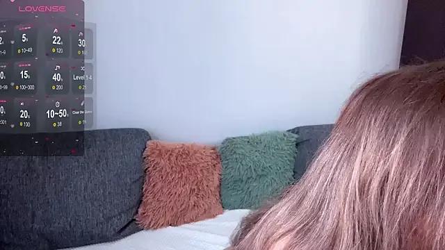 dan_diana from StripChat is Freechat