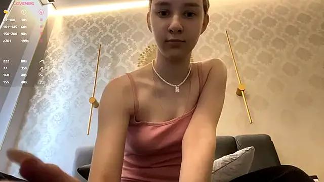 DanaCore from StripChat is Freechat