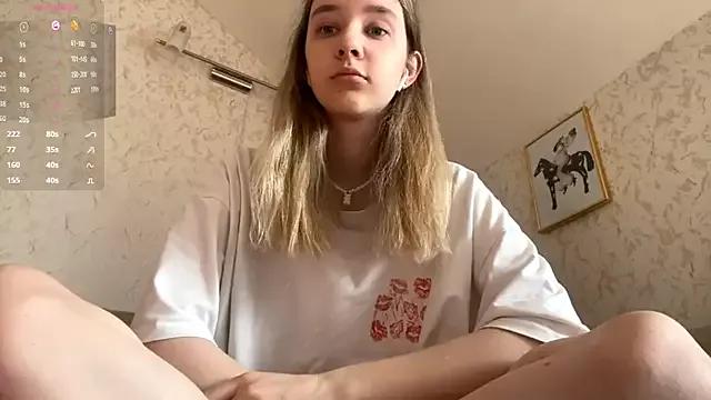 DanaCore from StripChat