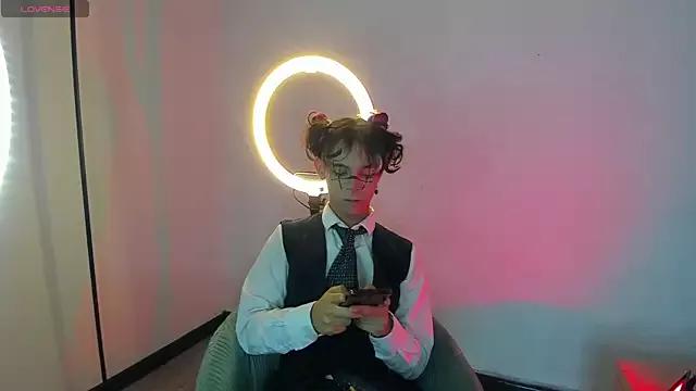 dandii_69 from StripChat