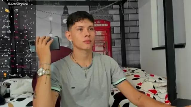 Daniel_cute1 from StripChat