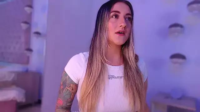 Try our streaming cams variety and talk on a personal level with our adorable girls streamers, showing off their bountiful shapes and dildos.