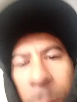 Danieldaniellllllllllll from StripChat is Freechat