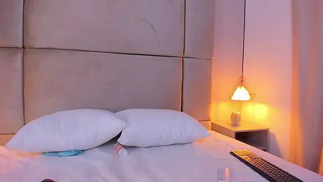 Try our streaming cams variety and talk on a personal level with our adorable girls streamers, showing off their bountiful shapes and dildos.