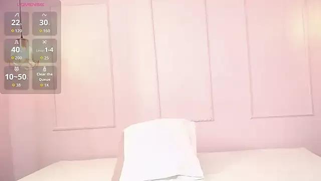 Try our streaming cams variety and talk on a personal level with our adorable girls streamers, showing off their bountiful shapes and dildos.