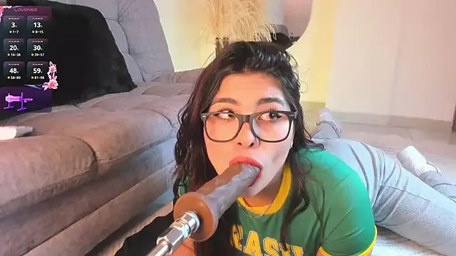 Danna_adams01 from StripChat