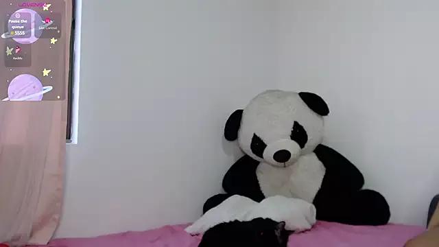 Try our streaming cams variety and talk on a personal level with our adorable girls streamers, showing off their bountiful shapes and dildos.