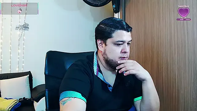 danna_thiago1 on StripChat 