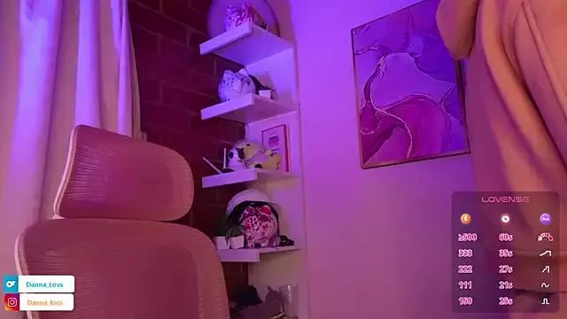 Dannaa_Lovs from StripChat