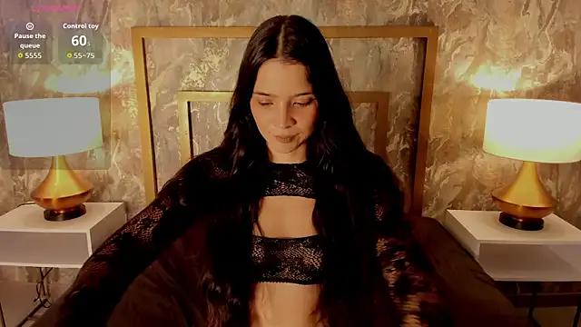 DannaBelucci from StripChat is Freechat