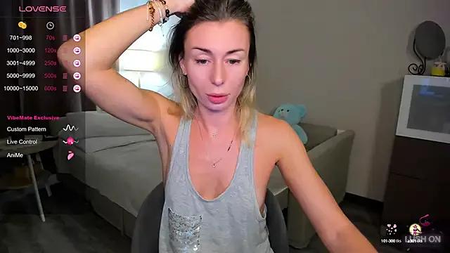 DannaEvan from StripChat