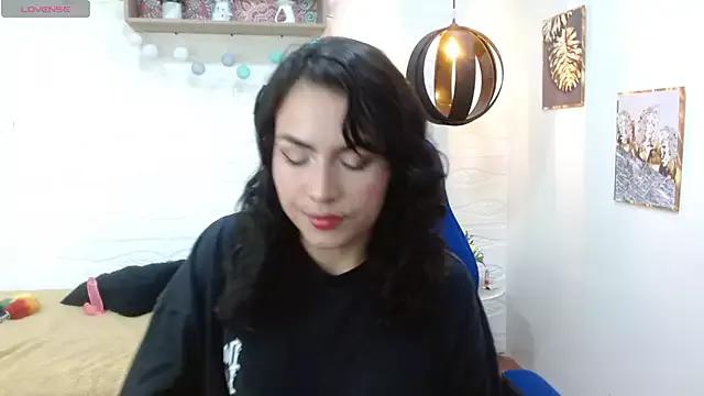 Dannaredsex from StripChat