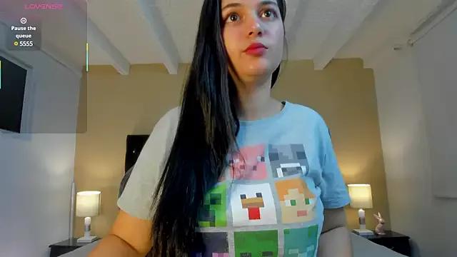 Danne_giantbutt from StripChat