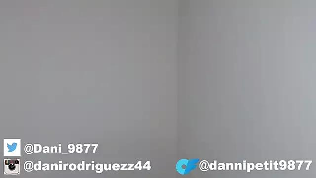 danni_dolll from StripChat