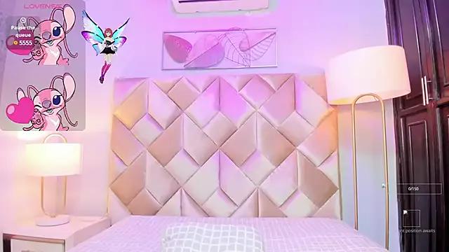 DanniaKross from StripChat