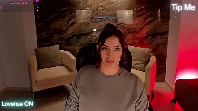 Try our streaming cams variety and talk on a personal level with our adorable girls streamers, showing off their bountiful shapes and dildos.