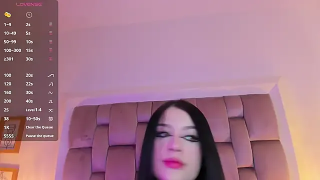 Dannika07 on StripChat 