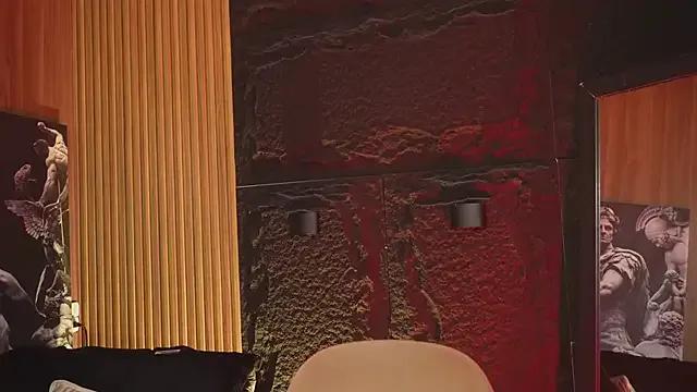 DannSaenz from StripChat