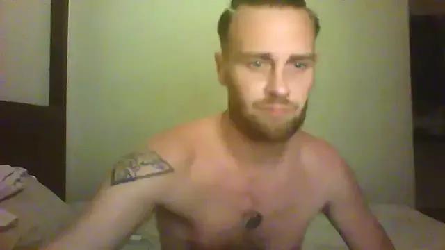 DannyAndKiki from StripChat