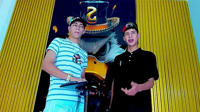 Try our streaming cams variety and talk on a personal level with our adorable girls streamers, showing off their bountiful shapes and dildos.