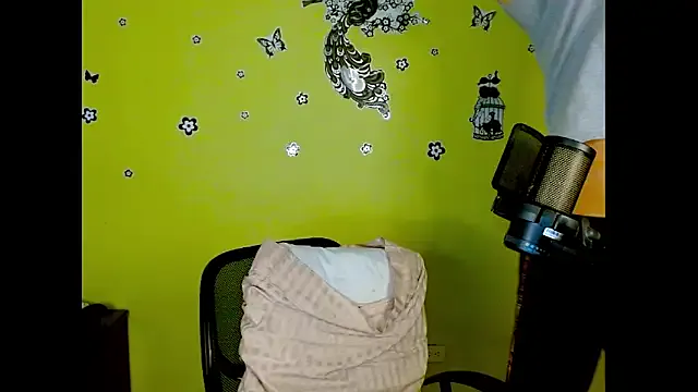 dantex9305 from StripChat is Freechat