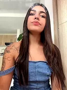 DaphneUwu from StripChat is Freechat