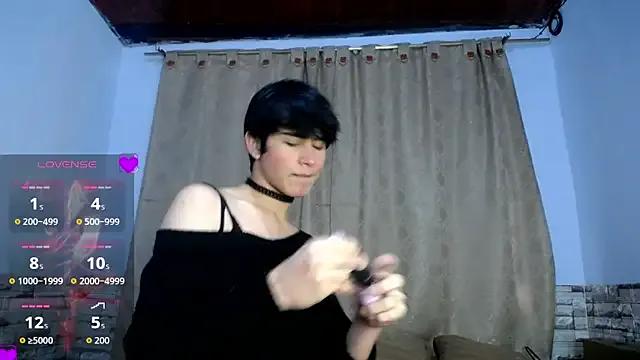 DaraKat18 from StripChat