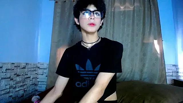 DaraKat18 from StripChat is Freechat