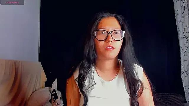 DarelleAllman from StripChat is Freechat