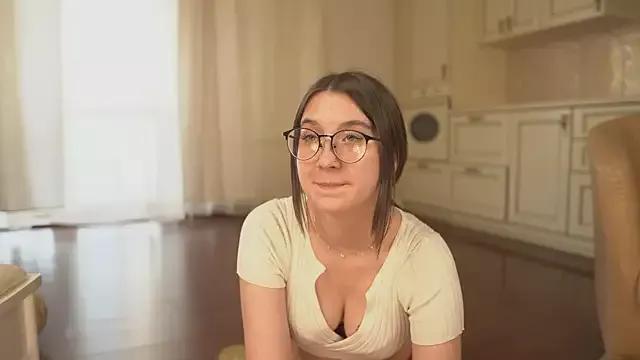 DarelleFaux from StripChat is Freechat