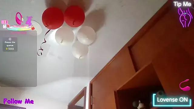 dariinka_vera from StripChat is Freechat