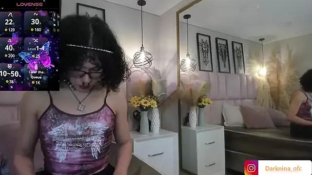 Dark_nina_ from StripChat is Freechat