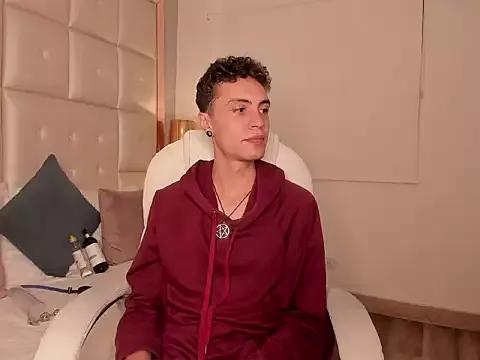 dark_sun302 from StripChat is Freechat