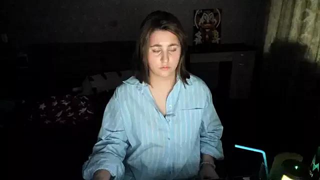 DarklineRose from StripChat is Freechat