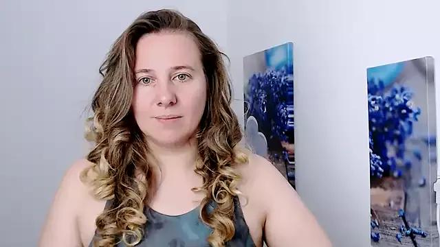Darklure_ from StripChat is Freechat