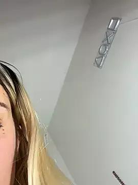 DarkVelvet from StripChat is Freechat