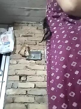 Darling8008 from StripChat is Freechat