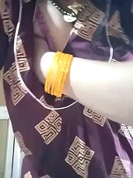 Darling8008 from StripChat is Freechat