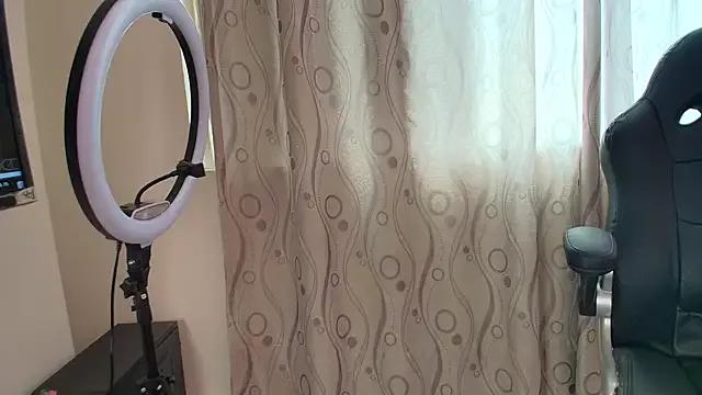 DarlingDuchess_ from StripChat is Freechat