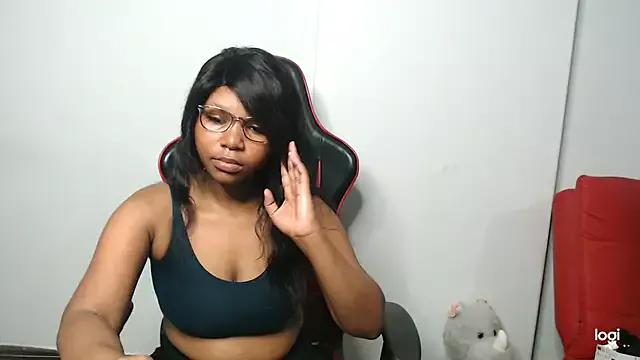 DarrkDeeva68 from StripChat