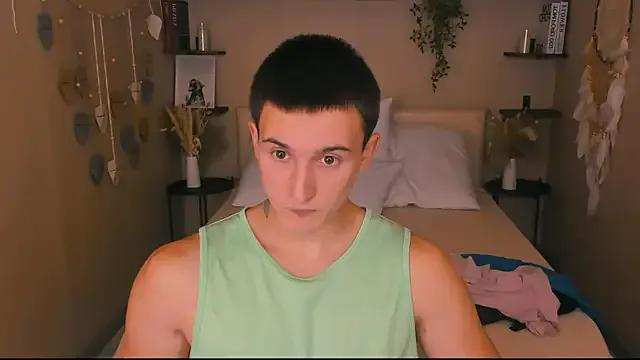 David__Diamond from StripChat is Freechat