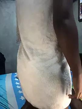 Davies_Juliana from StripChat is Freechat