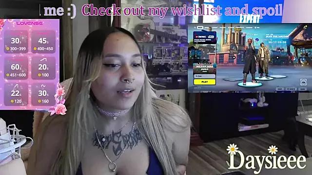DaysieAfterDark from StripChat is Freechat