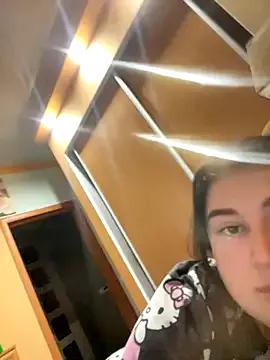 DazzzlingDame from StripChat