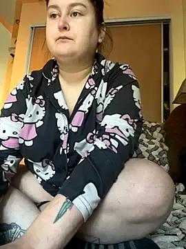 DazzzlingDame from StripChat