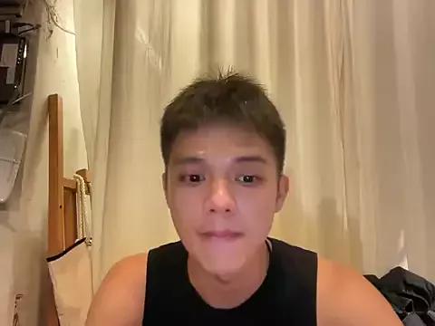 dddddddlii from StripChat