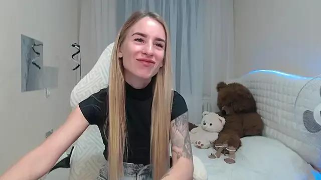 DeboraHorny from StripChat is Freechat