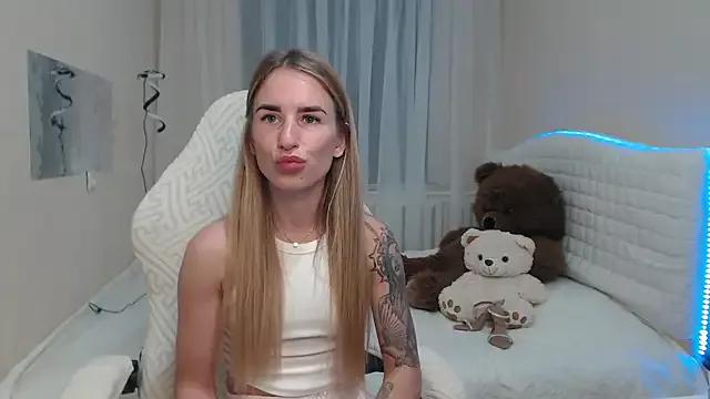 Try our streaming cams variety and talk on a personal level with our adorable girls streamers, showing off their bountiful shapes and dildos.