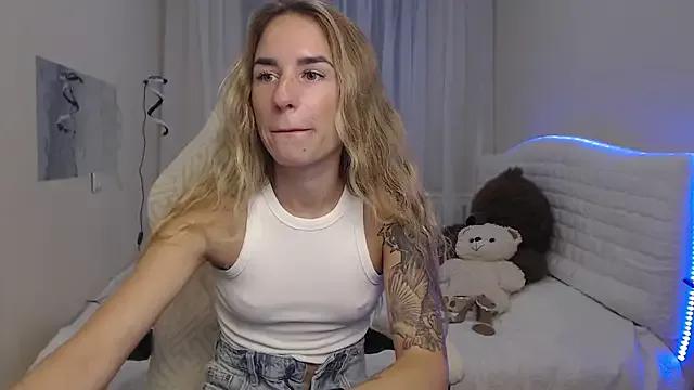 Try our streaming cams variety and talk on a personal level with our adorable girls streamers, showing off their bountiful shapes and dildos.