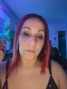 DeeLight124 from StripChat